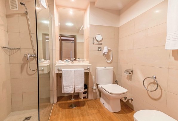 LIVVO Corralejo Beach - Wohnbeispiel Doppelzimmer Premium (Zimmercodierungen DM1 & DM2)