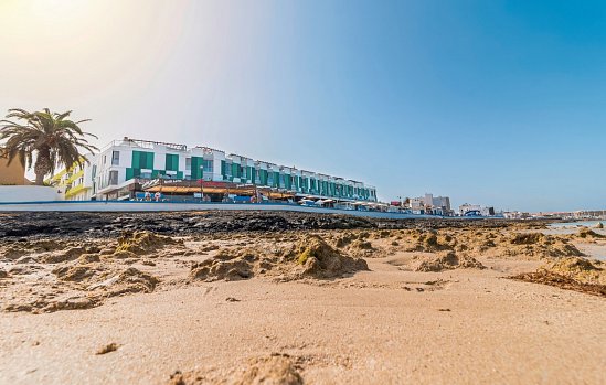 LIVVO Corralejo Beach