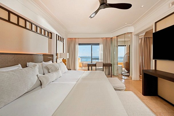 Secrets Bahía Real Resort & Spa - Wohnbeispiel Suite frontaler Meerblick Preferred Club (Zimmercodierung WBM)