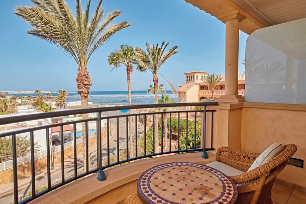 Secrets Bahía Real Resort & Spa - Wohnbeispiel Juniorsuite Meerblick (Zimmercodierung JBM)