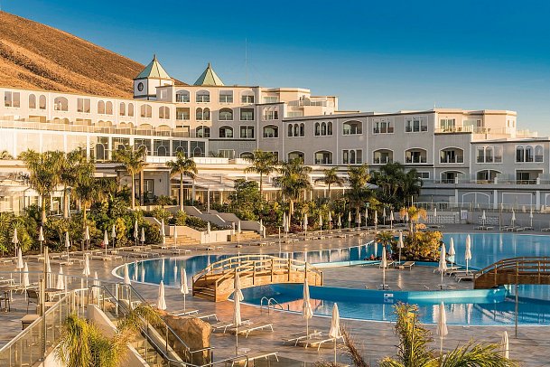 Royal Palm Resort & Spa