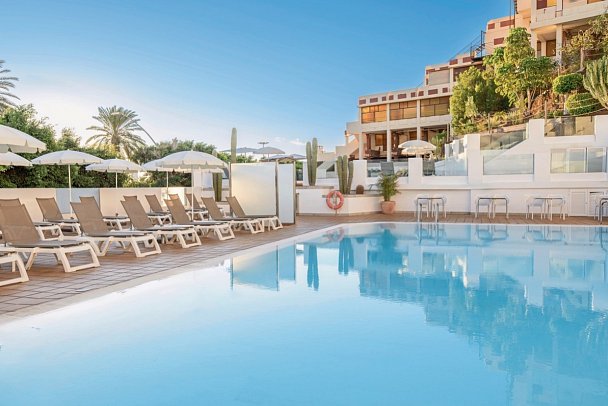 FERGUS Cactus Garden