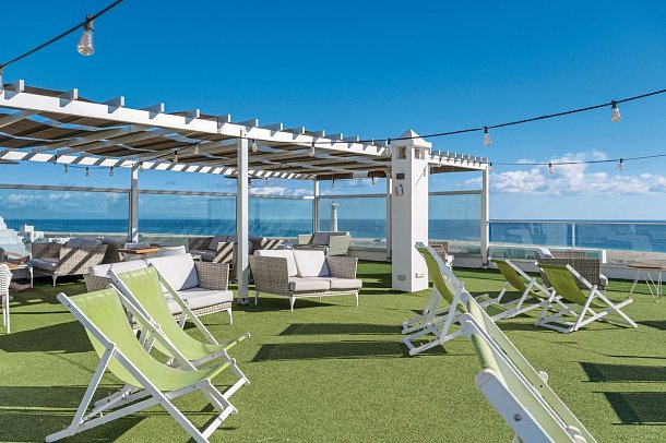 FERGUS Cactus Garden