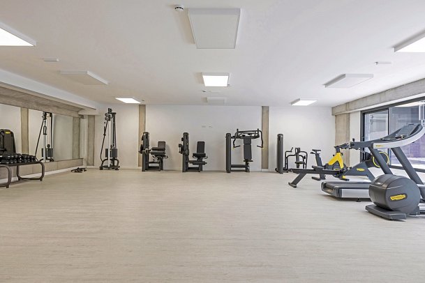 Esmeralda Cotillo Homes by LIVVO