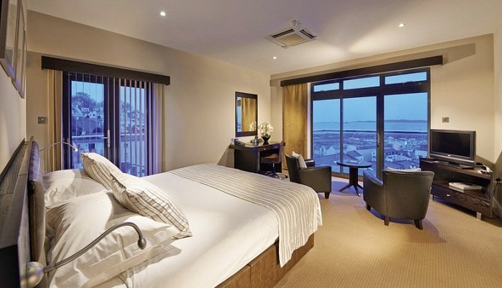 La Frégate Hotel - Wohnbeispiel Doppelzimmer Bay View (Zimmercodierung DBH)