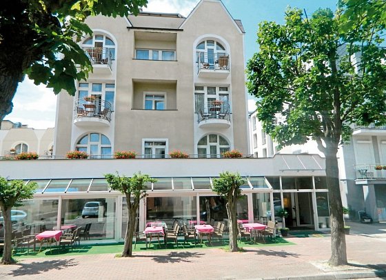 Atol Hotel & Spa