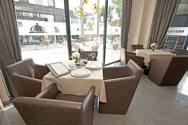 Cristal SPA - Buffetrestaurant