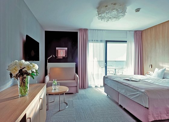 Baltivia Sea Resort - Wohnbeispiel Doppelzimmer Standard seitl. Meerblick (Zimmercodierung DGN)
