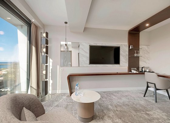 Marine Hotel by Zdrojowa - Wohnbeispiel Appartement Lux (Zimmercodierung AD1)