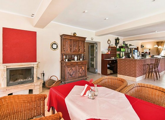 Villa Antares I & II