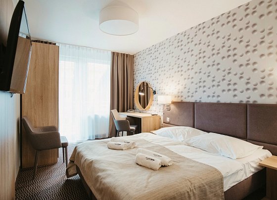 Akces Medical Spa - Wohnbeispiel Doppelzimmer Standard Nebengebäude (Zimmercodierungen DP2, DB4 & DB5)