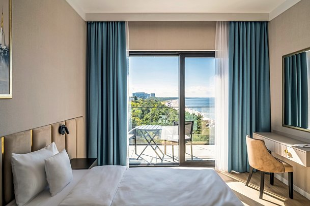 Baltic View Resort & SPA, a member of Radisson Individuals - Wohnbeispiel Doppelzimmer Standard seitl. Meerblick (Zimmercodierung DGN)