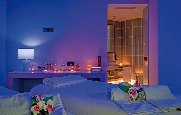 AQUA Hotel The Breeze