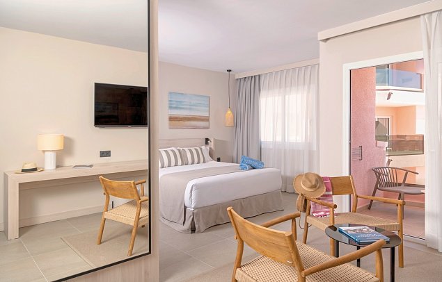 AQUA Hotel The Breeze - Wohnbeispiel Juniorsuite Premium Poolblick (Zimmercodierungen JMP & JM1)