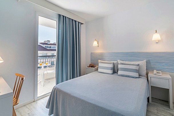 FERGUS Club Pineda Splash - Wohnbeispiel Doppelzimmer Deluxe (Zimmercodierung UD1)