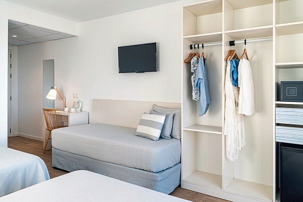 FERGUS Club Pineda Splash - Wohnbeispiel Familienzimmer Deluxe (Zimmercodierung FD1)