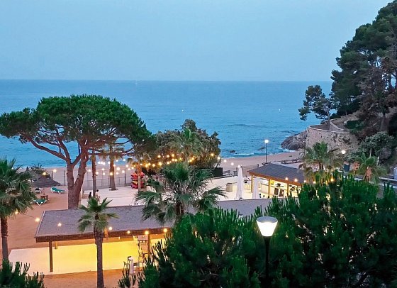 Camping Sènia Cala Gogo (by Happy Camp)
