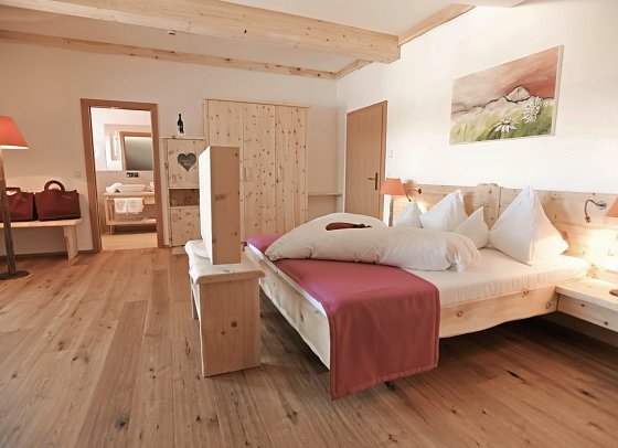 Natur & Wellnesshotel Höflehner - Wohnbeispiel Familiensuite (Zimmercodierung WI1)