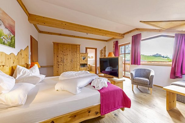 Natur & Wellnesshotel Höflehner - Wohnbeispiel Familiensuite 1 (Zimmercodierung WI1)