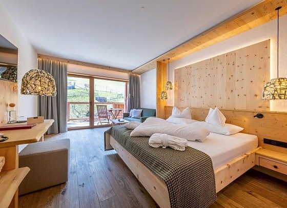 Natur & Wellnesshotel Höflehner - Wohnbeispiel Doppelzimmer Nord Bergblick (Zimmercodierung DB2)