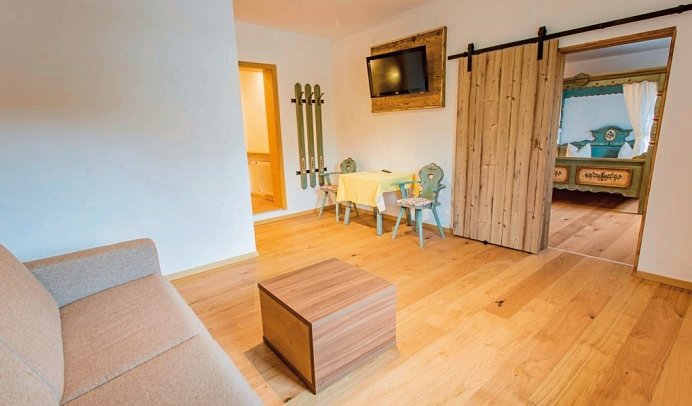 Aktivhotel Pehab - Wohnbeispiel Appartement Bergretter 2 Raum (Zimmercodierung AB1)