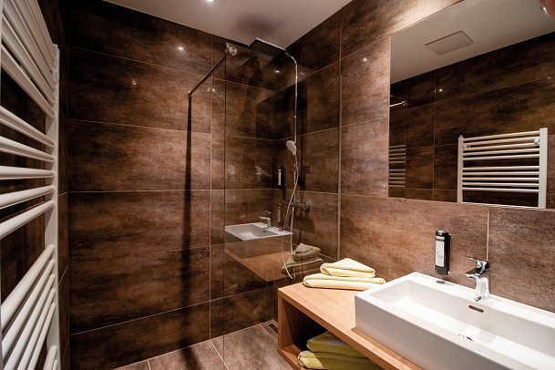 Aktivhotel Pehab - Wohnbeispiel Bad (Zimmercodierung DF1)