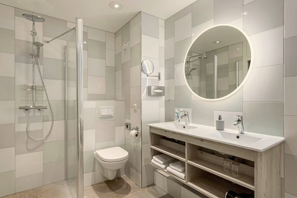 Center Parcs Bispinger Heide - Wohnbeispiel Hotelzimmer Premium (Zimmercodierungen DM1 & DM2)