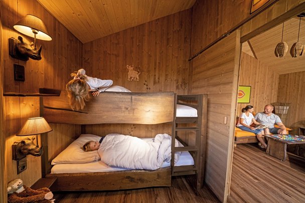 Serengeti Park Lodge - Wohnbeispiel Jambo Lodge (Zimmercodierungen UX2, XB2 & XG2)