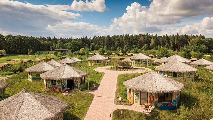 Serengeti Park Lodge - Wohnbeispiel Jambo Lodge (Zimmercodierungen UX2, XB2 & XG2)