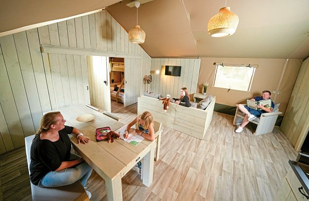 Serengeti Park Lodge - Wohnbeispiel Tongasoa Lodge (Zimmercodierungen UX8 & UX7)