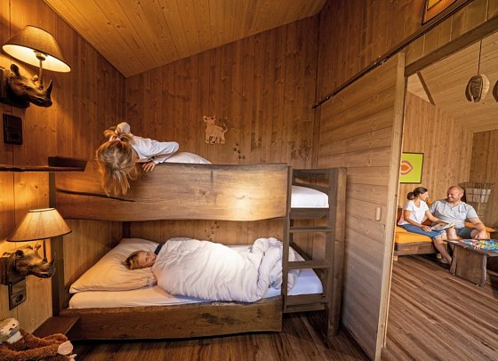 Serengeti Park Lodge - Wohnbeispiel Jambo Lodge (Zimmercodierungen UX2, XB2 & XG2)