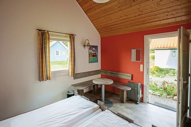 Heide Park Holiday Camp - Wohnbeispiel 2er Blockhütte (Zimmercodierungen XB1 & XB2)