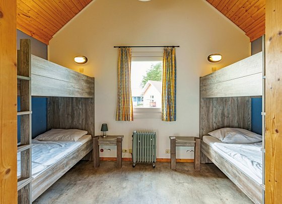 Heide Park Holiday Camp - Wohnbeispiel 4er Blockhütte (Zimmercodierungen XB5 & XB6)