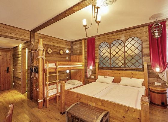 Heide Park Abenteuerhotel - Wohnbeispiel Piratenzimmer (Zimmercodierungen XB1 & XB2)