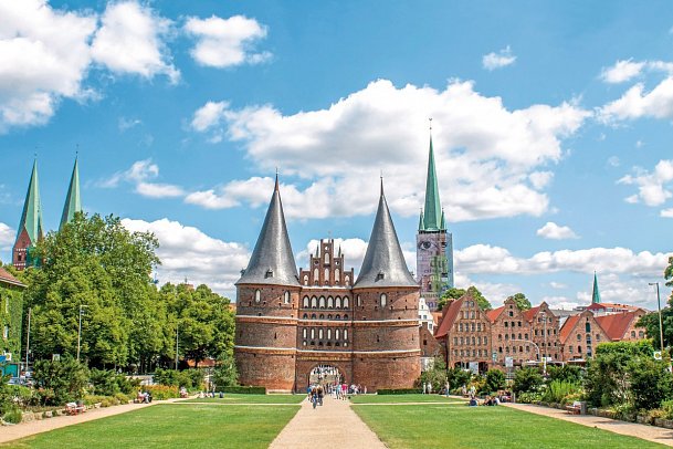 Radtour Hamburg - Kopenhagen - Holstentor, Lübeck