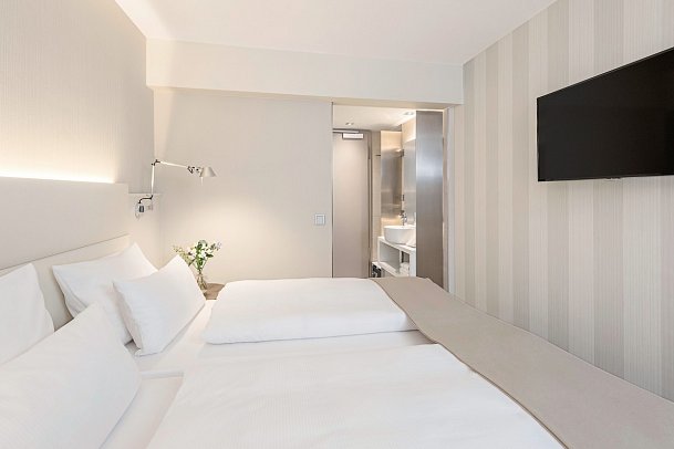 NH Hamburg Mitte - Wohnbeispiel Doppelzimmer Small Standard (Zimmercodierung DB1)