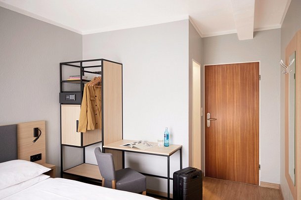 Hotel Central - Wohnbeispiel Doppelzimmer Standard (Zimmercodierung DB1)