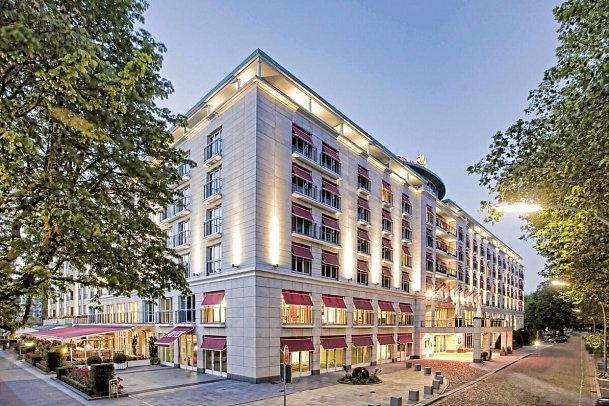 Grand Elysée Hamburg