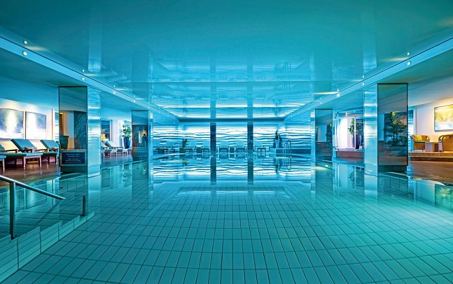 Grand Elysée Hamburg