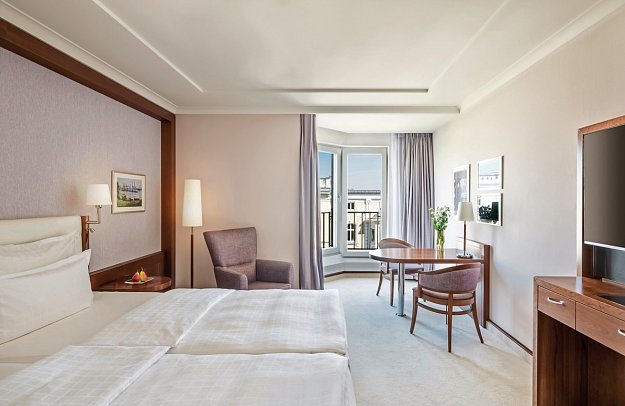 Grand Elysée Hamburg - Wohnbeispiel Doppelzimmer Grand Classic (Zimmercodierung DB1)