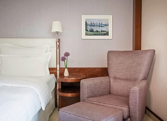 Grand Elysée Hamburg - Wohnbeispiel Doppelzimmer Grand Classic (Zimmercodierung DB1)