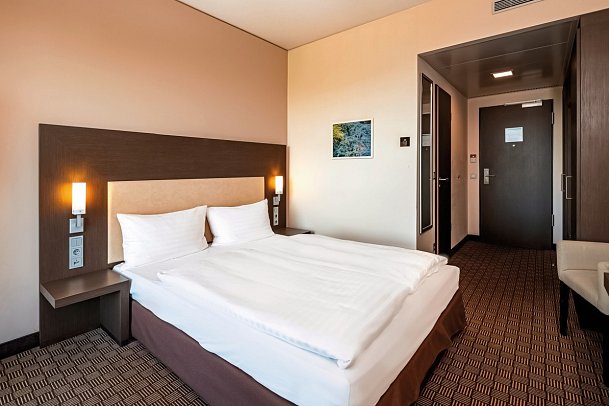 IntercityHotel Hamburg Dammtor-Messe - Wohnbeispiel Doppelzimmer Standard (Zimmercodierungen DG1 & DC1)