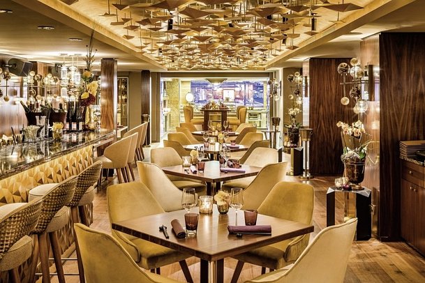 Hotel Vier Jahreszeiten - Restaurant NIKKEI NINE