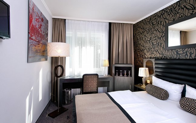 Park Hotel am Berliner Tor - Wohnbeispiel Doppelzimmer Standard (Zimmercodierung DG1)