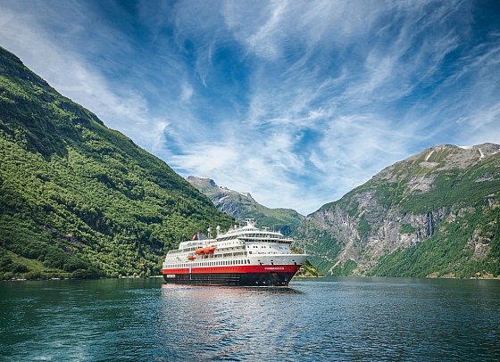 ADAC Special: Mit MS Finnmarken auf den Spuren der Postschiffroute - Hurtigruten