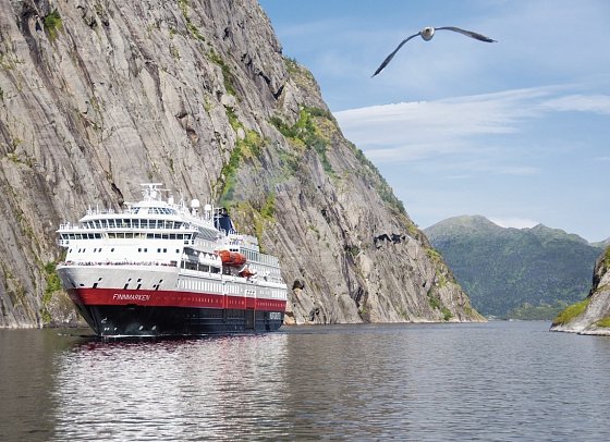 ADAC Special: Mit MS Finnmarken auf den Spuren der Postschiffroute - Hurtigruten