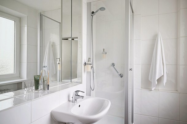 Best Western Raphael Hotel Altona - Wohnbeispiel Einzelzimmer Standard (Zimmercodierung EG1)