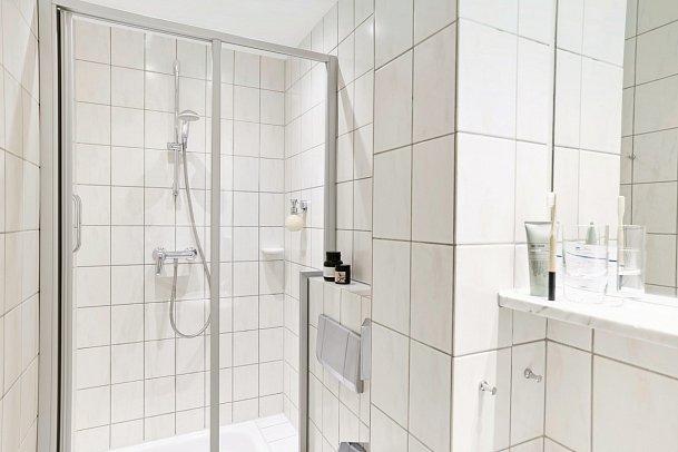 Best Western Raphael Hotel Altona - Wohnbeispiel Einzelzimmer Standard (Zimmercodierung EG1)