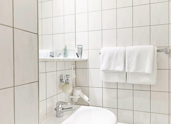 Best Western Raphael Hotel Altona - Wohnbeispiel Einzelzimmer Standard (Zimmercodierung EG1)