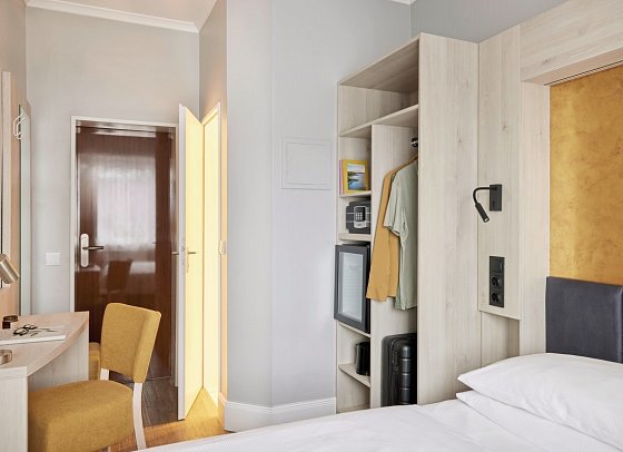 Best Western Raphael Hotel Altona - Wohnbeispiel Einzelzimmer Standard (Zimmercodierung EG1)